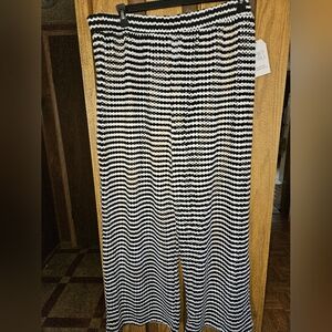 NWT Time and Tru Sz 2x Black/White Stripe Mesh Swim Coverup Pants